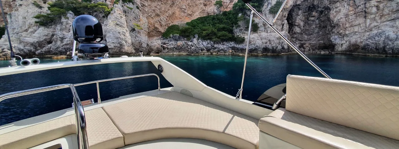 Ferretti 43: Elafiti Islands Private Boat Tour from Dubrovnik