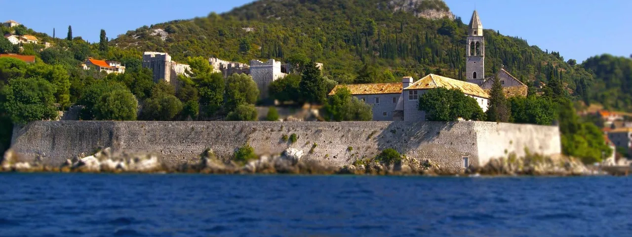 Explore Croatia: Scenic Dubrovnik Island Tour with Tendo