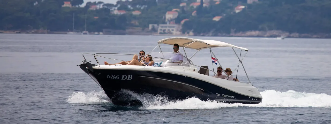 Private boat charter Dubrovnik. Tailor-made excursions CC 7.5 WA