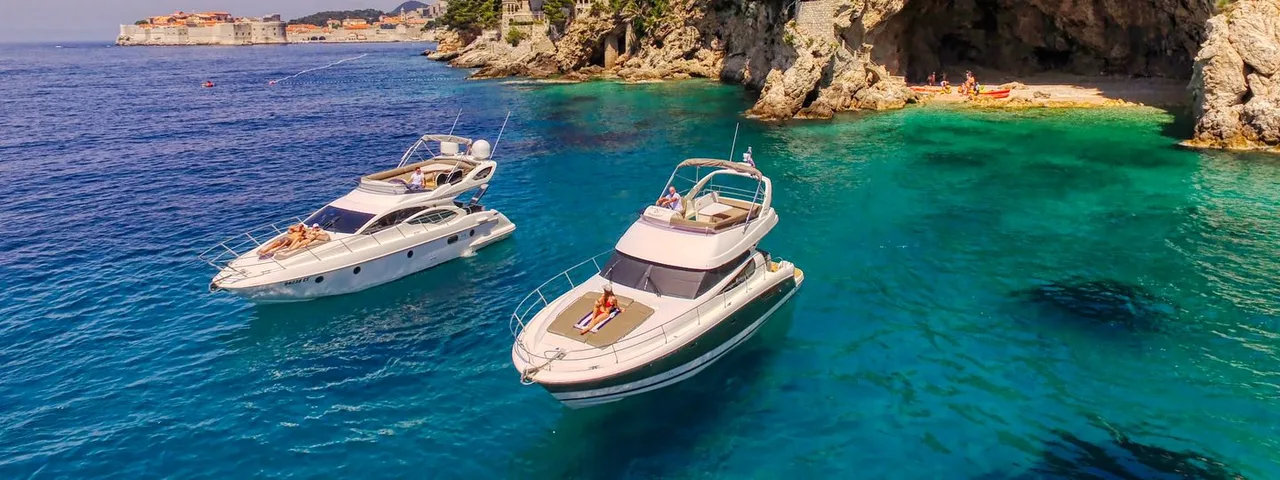 private yacht jeanneau prestige 440 fly image 1