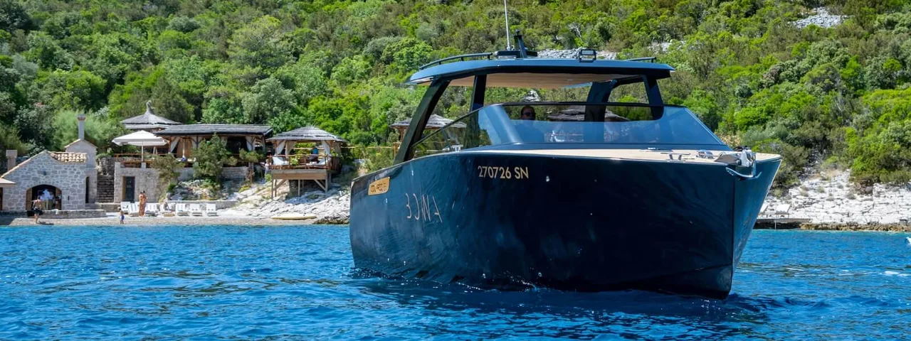 colnago_luxury_boats_dubrovnik_05.jpg