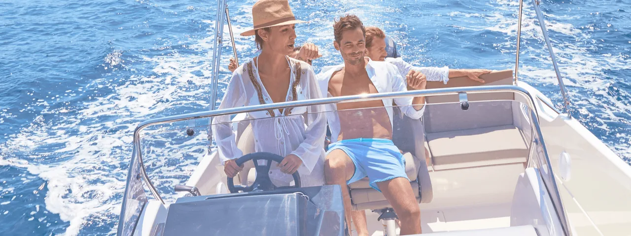 Family enjoying luxury boat trip in Dubrovnik - Private Boat Tours