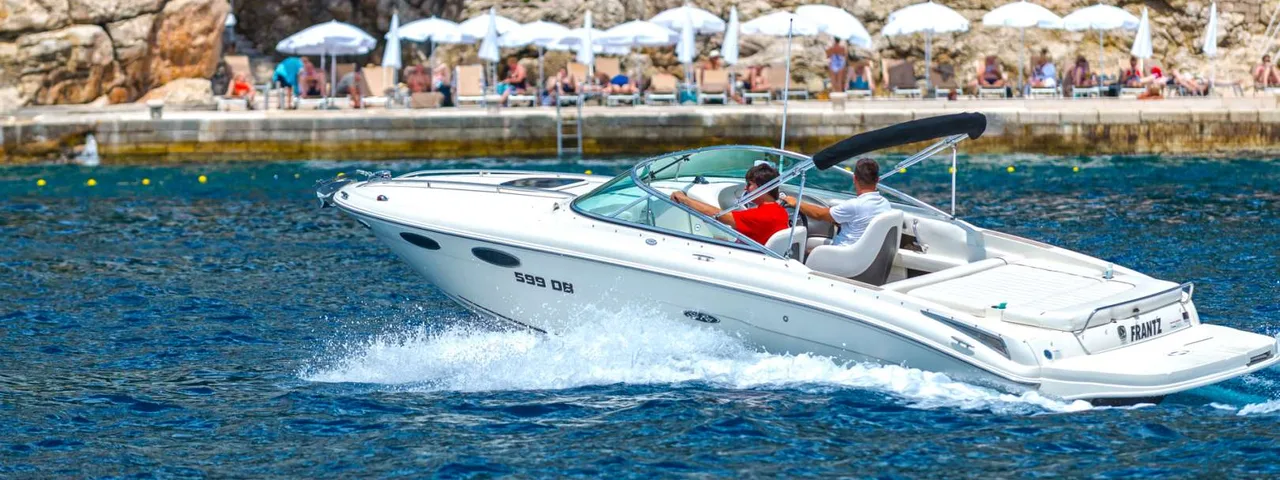 High-class Sea Ray 240 speedboat rental in Dubrovnik. Explore the Elaphiti Islands with Tendo Luxury Travel.