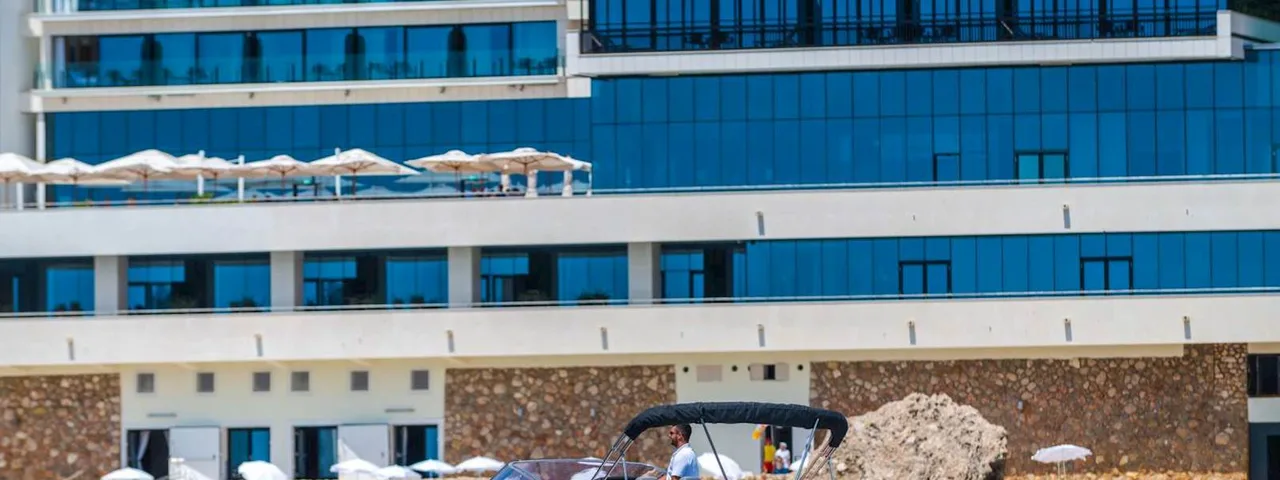 Jeanneau Cap Camarat 9 - Private boat tour. In front of Dubrovnik Excelsior Hotel