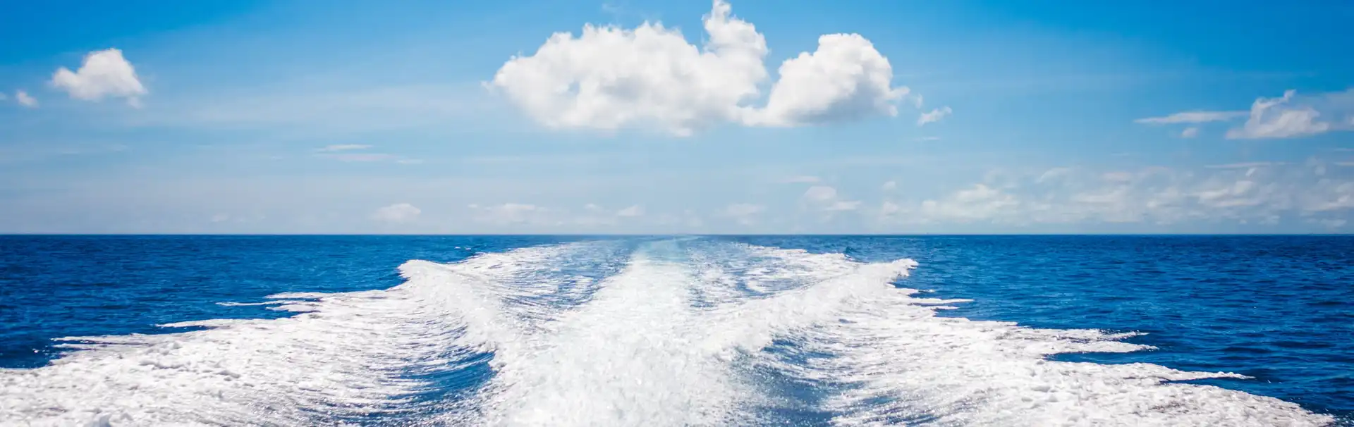 Explore Croatian islands from Dubrovnik. Speedboats & yacht charters available.