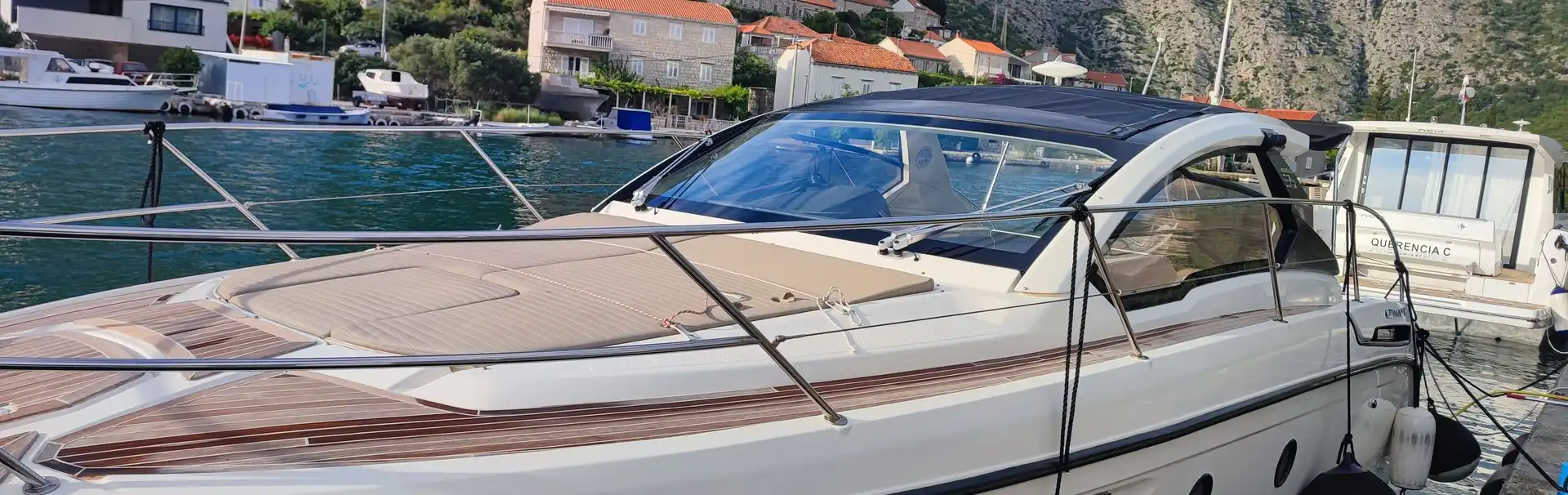 azimut_private_yacht_charter_DUBROVNIK.jpg
