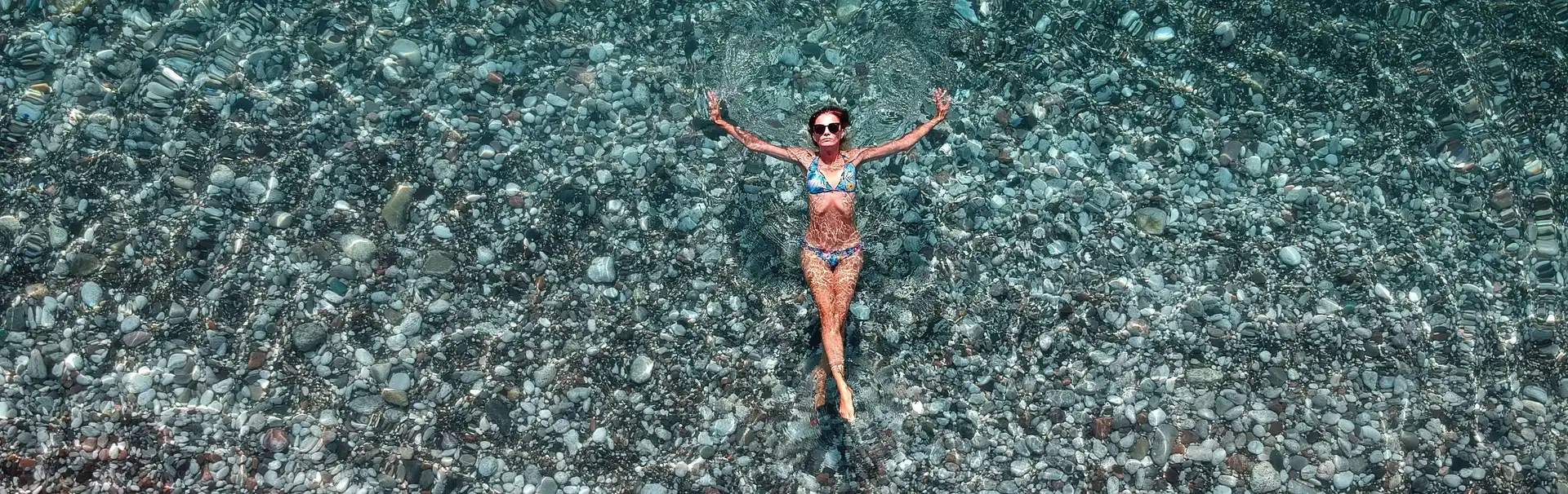 swimming in crystal Dubrovnik sea with Dubrovnik private boat trips