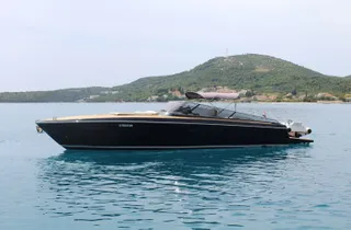 Dubrovnik boat charter: style, comfort & adventure. ITAMA 45
