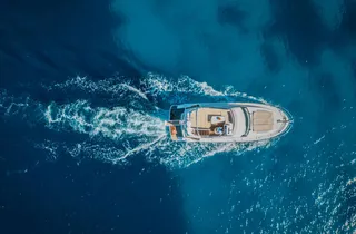 private jeanneau prestige 39 fly excursion image 3
