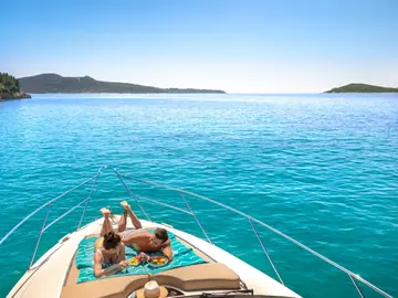Fairline Phantom 40 luxury motor yacht M/Y My Way — private charter Dubrovnik