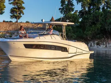 Gallery photo of Jeanneau Cap Camarat 10.5 WA - Series II in Dubrovnik