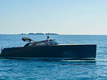 Luxury speedboat tour Dubrovnik, Croatia | Tendo Travel