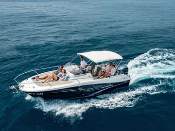 Explore the Dubrovnik waters with our premium Dubrovnik charters.