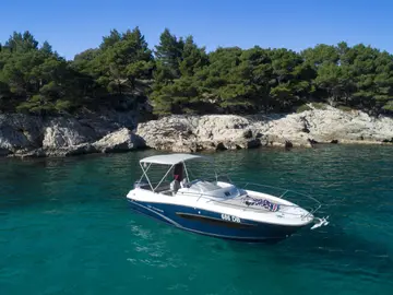 Luxury boat charter from Dubrovnik. Discover hidden coves and crystal-clear waters.