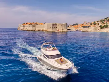 private yacht jeanneau prestige 440 fly image 3