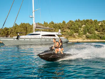 San Limi yacht watersports equipment 3 — charter activities Croatia