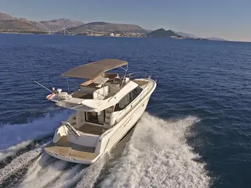 Prestige 400 flybridge yacht option for Private Blue Cave Tour Dubrovnik luxury charter