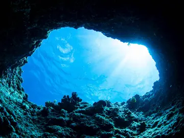 Dubrovnik underwater cave adventure with Tendo Luxury Travel.