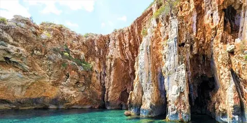 Red Rocks & Hidden cave, Pakleni Islands - red rocks
