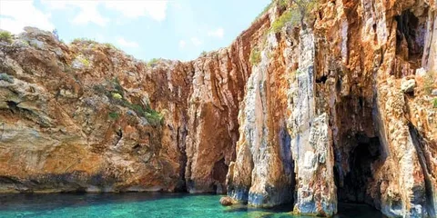 Red Rocks & Hidden cave, Pakleni Islands - red rocks