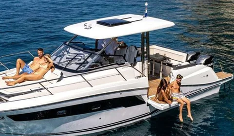 Jeanneau Cap Camarat 10.5 WA - Series II