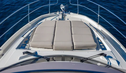 Prestige Yachts 460