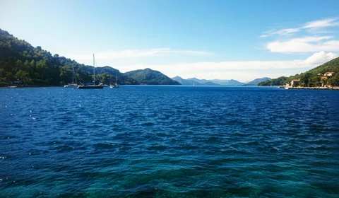 Picturesque Dubrovnik coastline ready for exploration