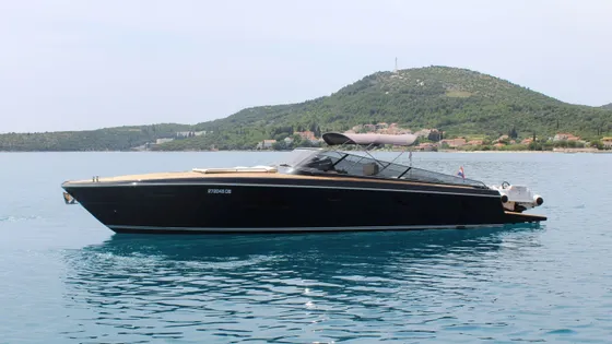 Dubrovnik boat charter: style, comfort & adventure. ITAMA 45