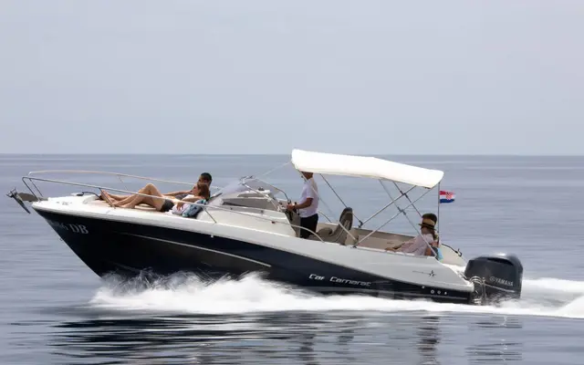 Dubrovnik high class boat rent: Speedboat tour of the Blue Cave with Cap Camarat 755