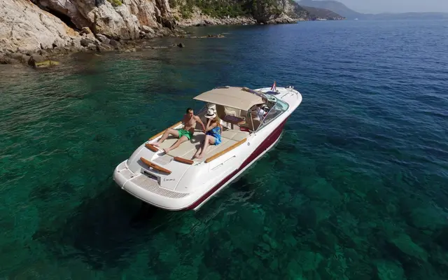 Luxury speedboat tour in Dubrovnik, Croatia. Explore hidden coves and crystal-clear waters with Tendo Travel.