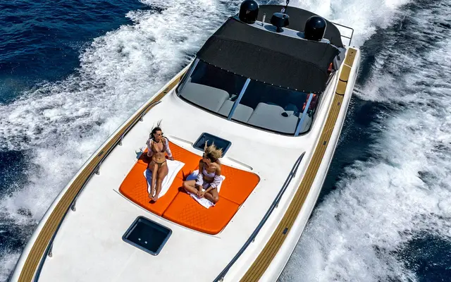 Luxury yacht tecnomar 20m dubrovnik boat charter