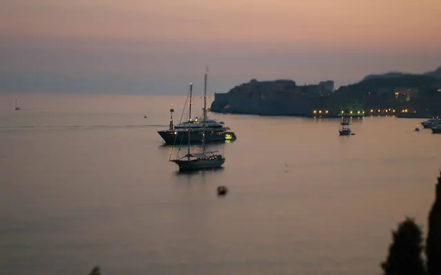 Panoramic view of Dubrovnik old town and Adriatic Sea at sunset from the hilltop