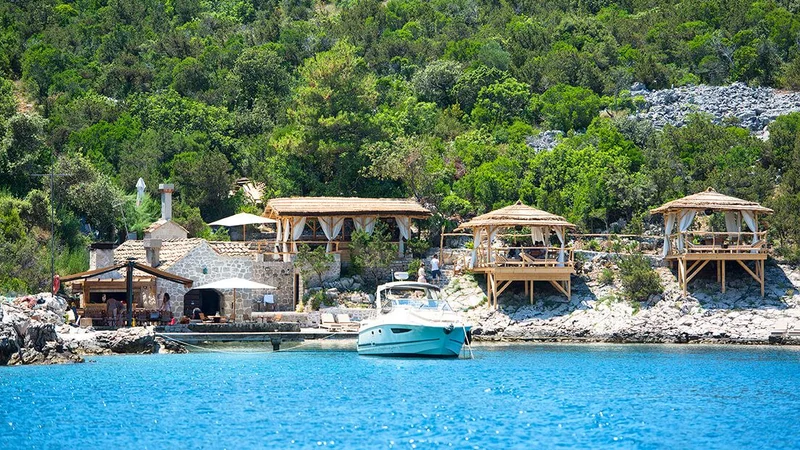 Luxury waterfront dining & relaxation on your private Dubrovnik island escape.