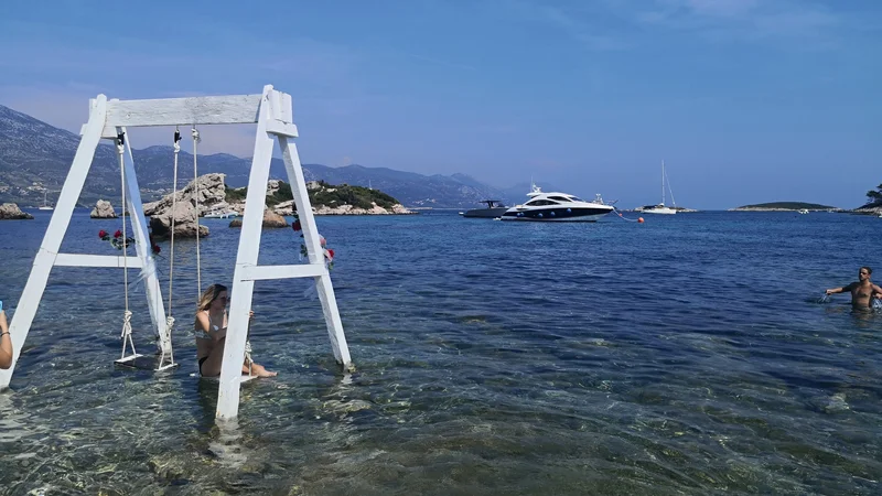 Photo from Banerd Jauer's review