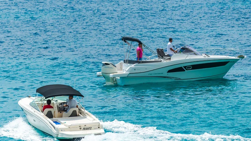 Speedboat tours from Dubrovnik. Explore the Elaphiti Islands with Sea Ray 240 Sunsport and Cap Camarat 9 WA