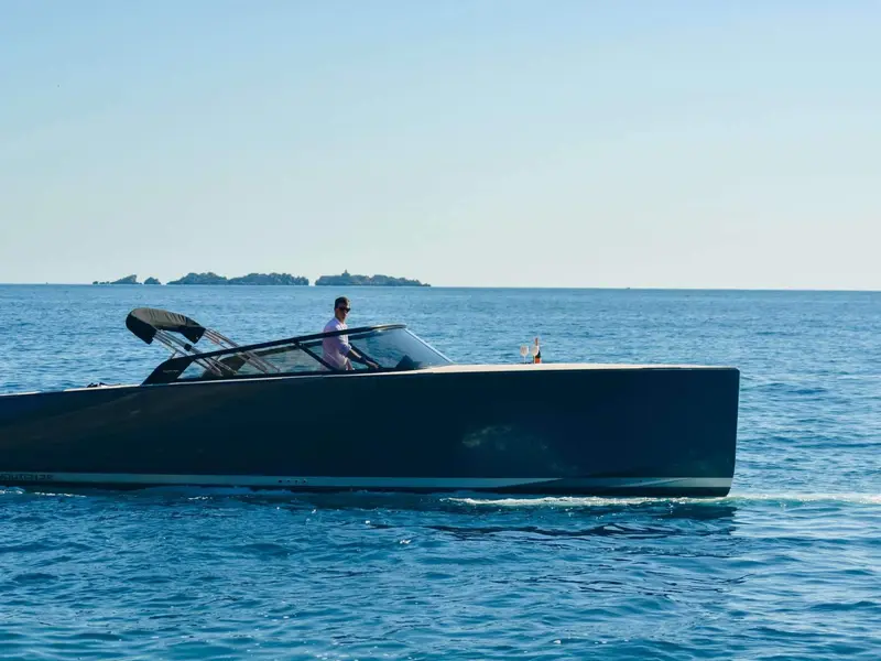 Luxury speedboat tour Dubrovnik, Croatia | Tendo Travel 