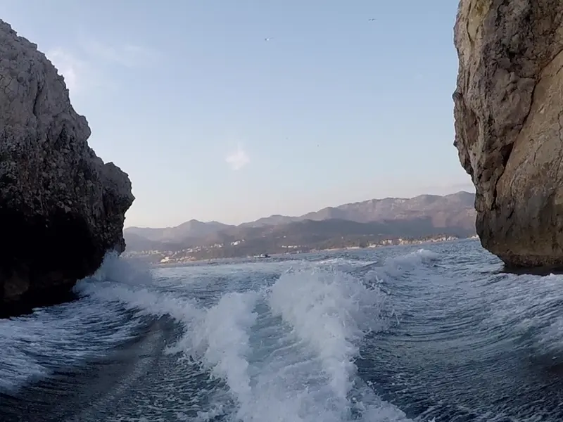 Discover the Hidden Wonders of Dubrovnik: Exclusive Private Cave Boat Tours