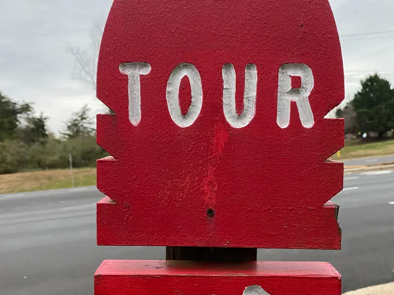 tour red sign.jpg