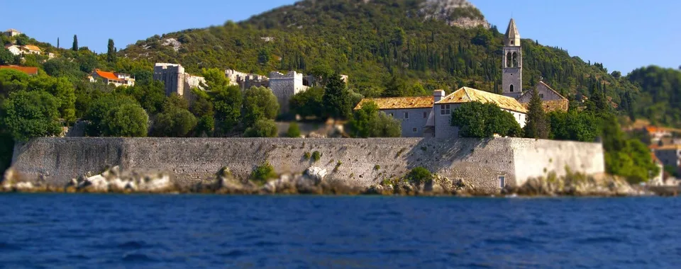 Explore Croatia: Scenic Dubrovnik Island Tour with Tendo