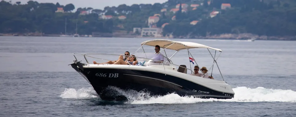 Private boat charter Dubrovnik. Tailor-made excursions CC 7.5 WA