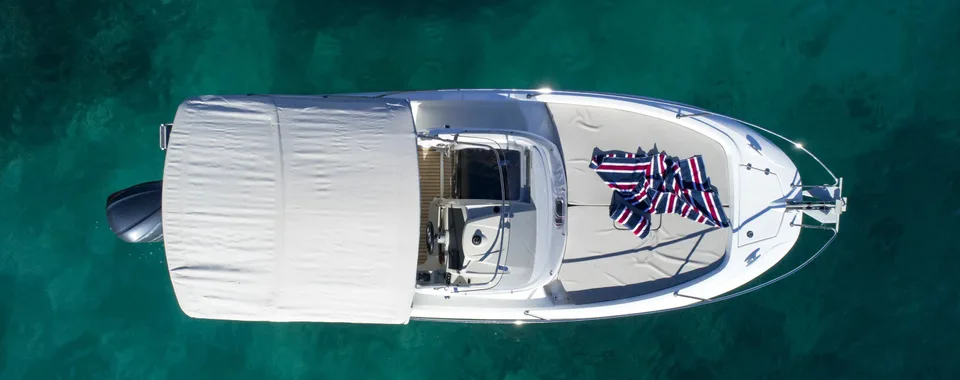Crystal-clear waters, private boat tour. Dubrovnik departures. Tendo Travel.