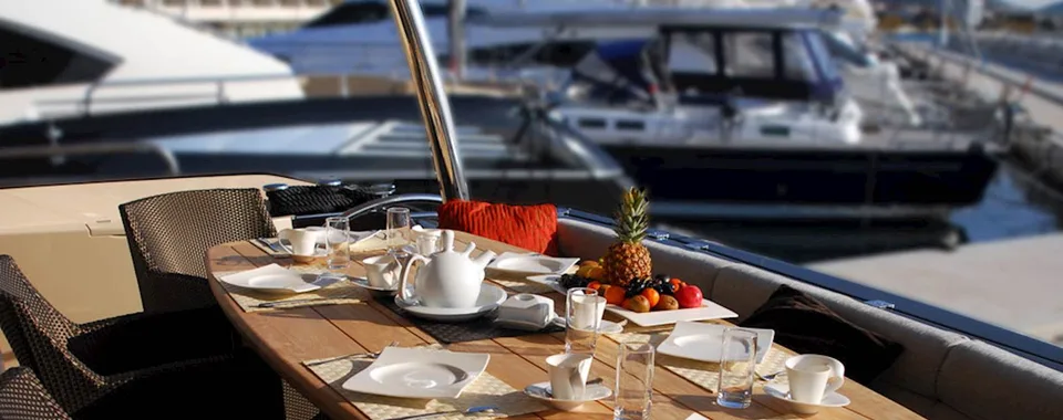 Luxury Islands Escape | MY CHOCO Sunseeker Private Cruise