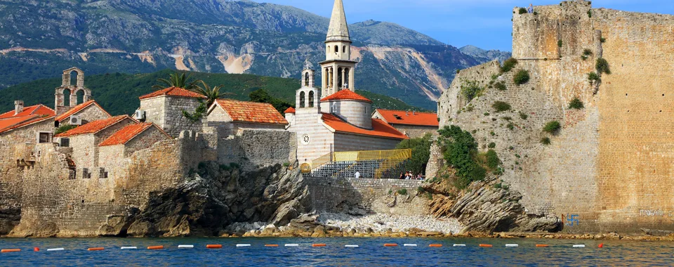 Budva dancer statue igracica old town sveti stefan 37ien4