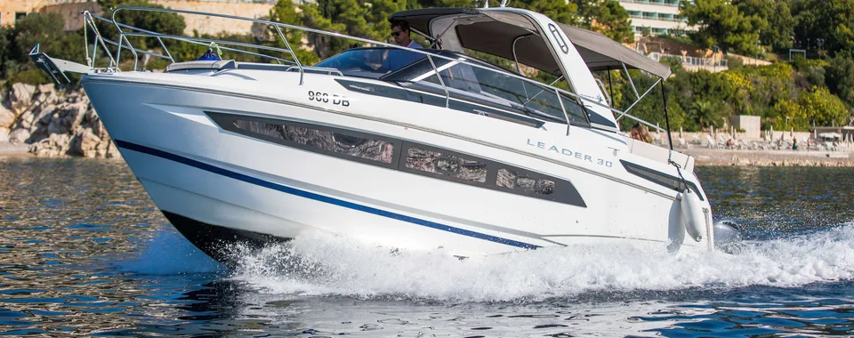 Jeanneau Leader 30 executive speedboat in Dubrovnik - photo 02