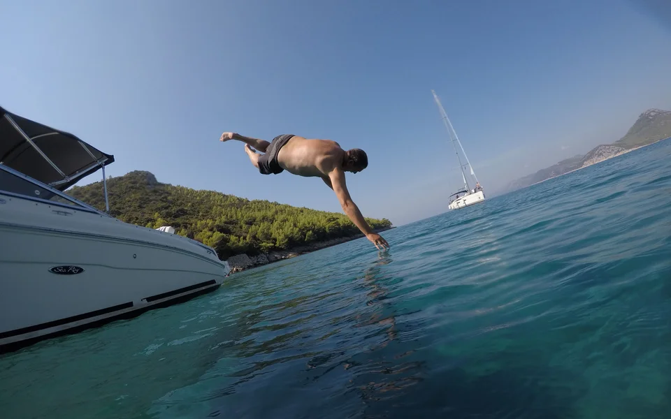 Dive into adventure: Dubrovnik boat tours & charters. Tendo Travel