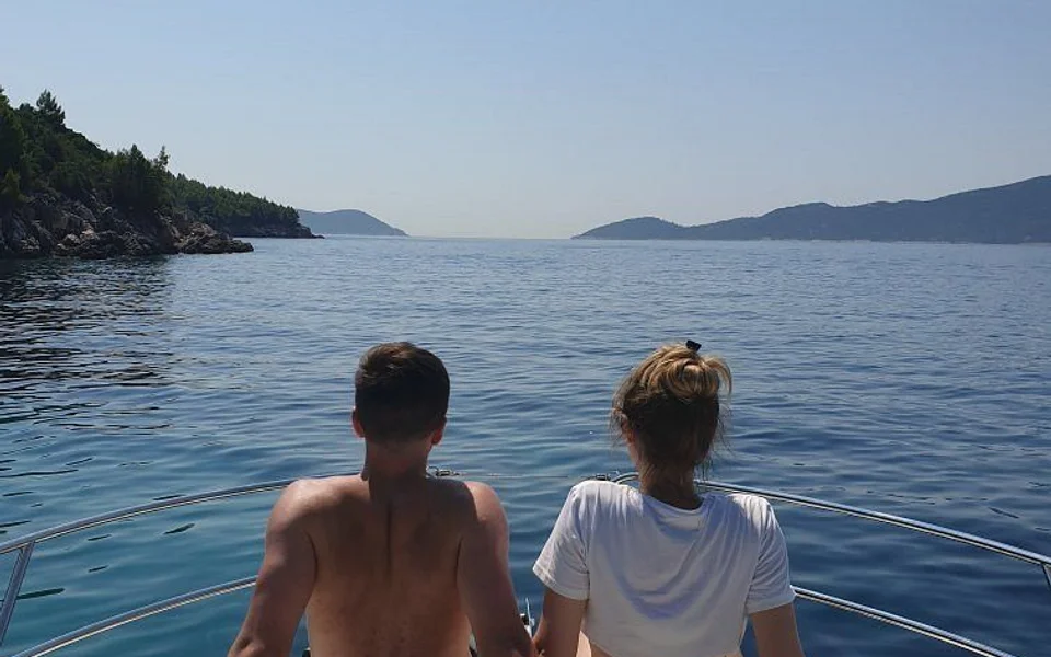 Leader 30 - private boat for tours from Dubrovnik