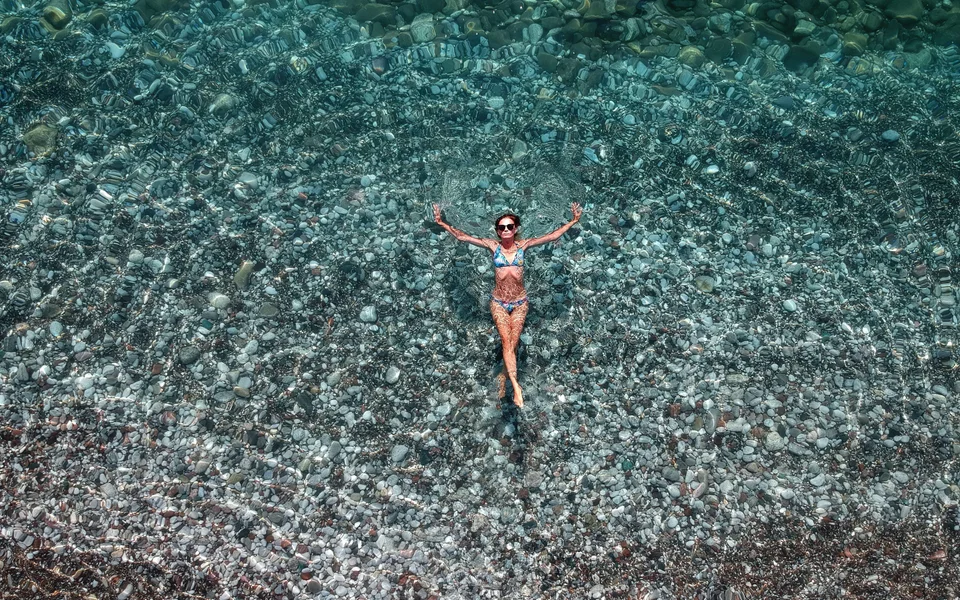 swimming in crystal Dubrovnik sea with Dubrovnik private boat trips