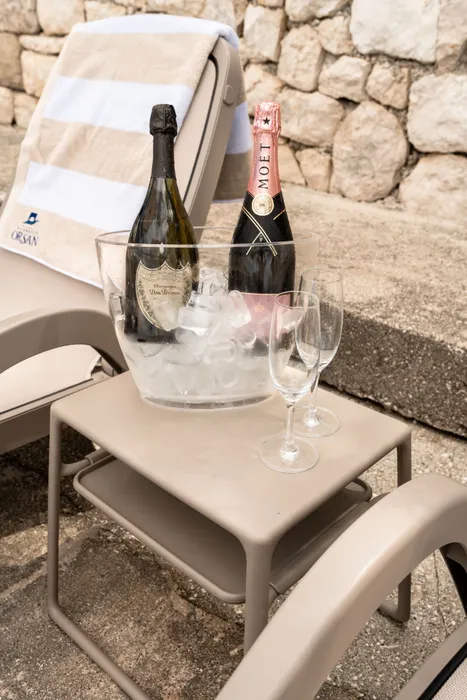 Champange on the tour