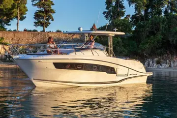 Gallery photo of Jeanneau Cap Camarat 10.5 WA - Series II in Dubrovnik