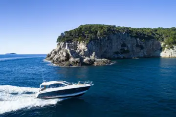 Gallery photo of Jeanneau Leader 10 in Dubrovnik